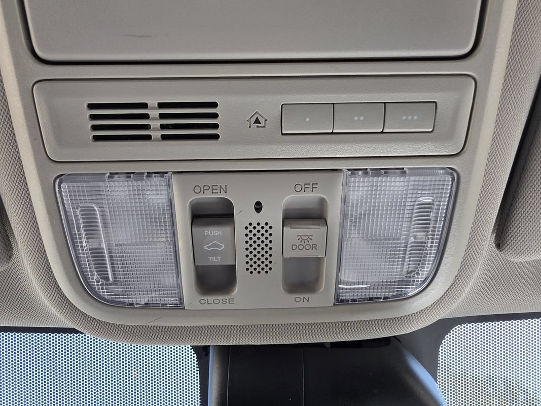 Used 2015 Honda Odyssey EX-L image 36
