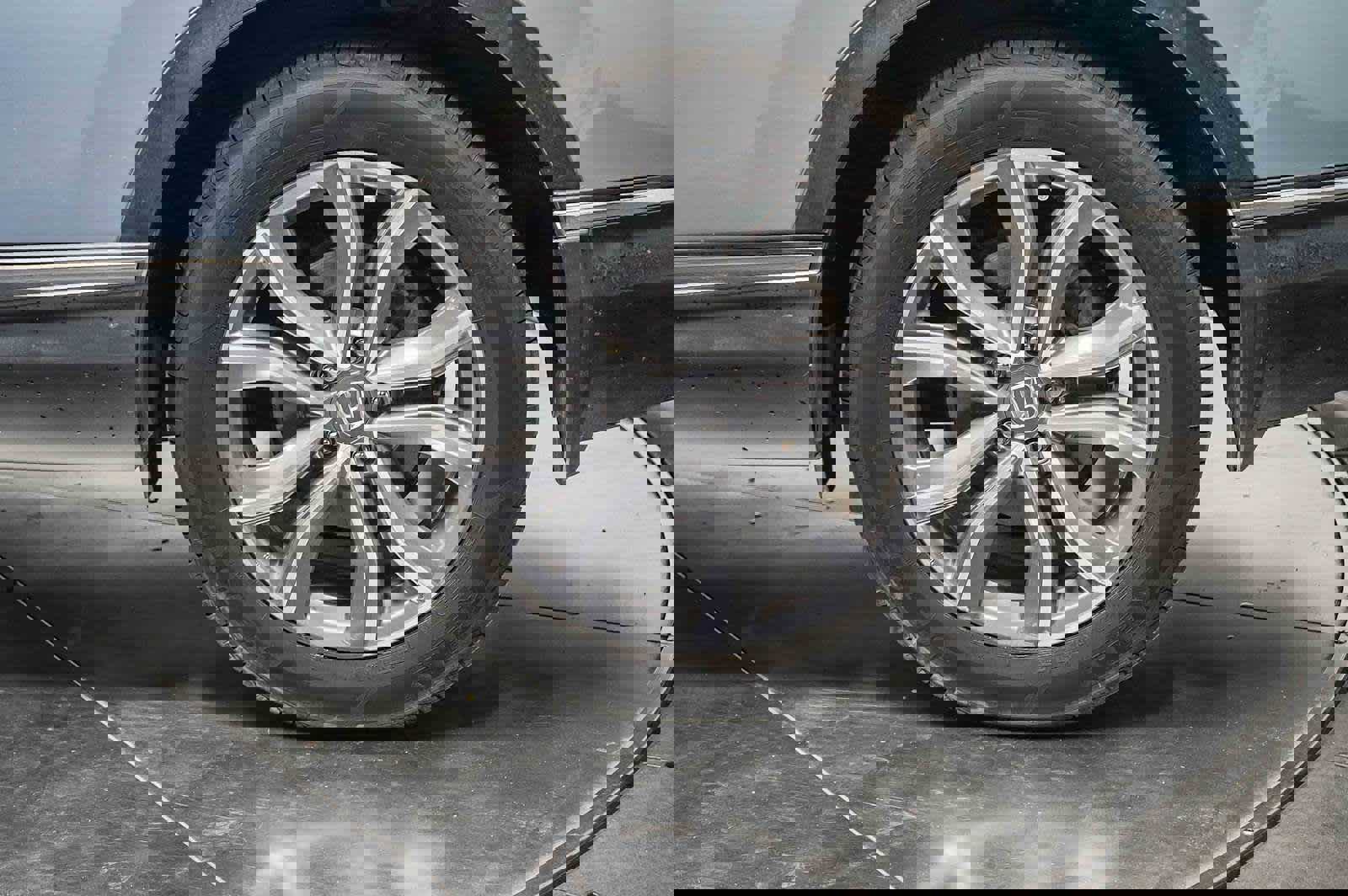 Used 2022 Honda CR-V Touring image 12