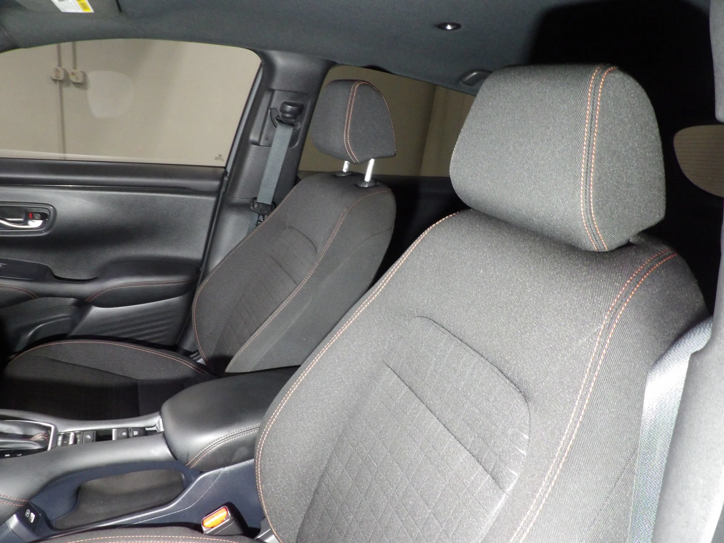 Used 2023 Honda HR-V Sport image 9