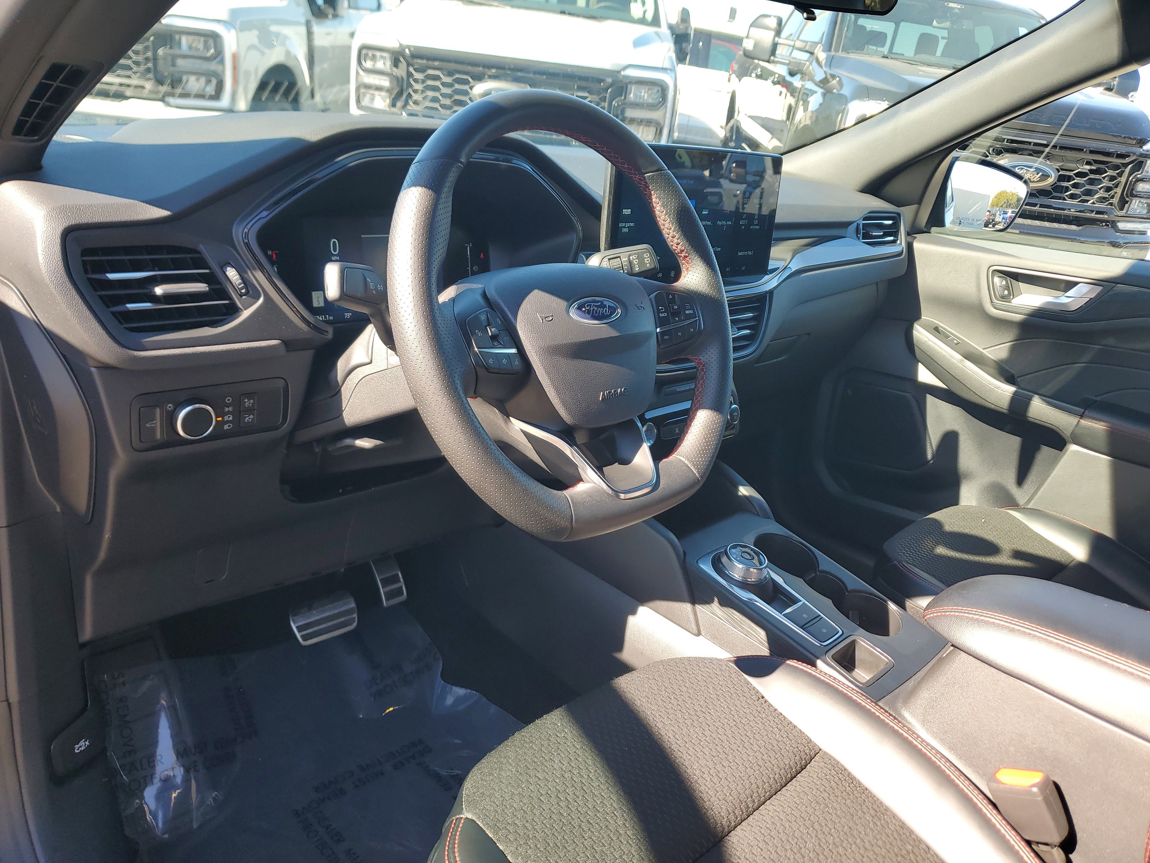 Used 2024 Ford Escape ST-Line w/ Tech Pack #1 image 13