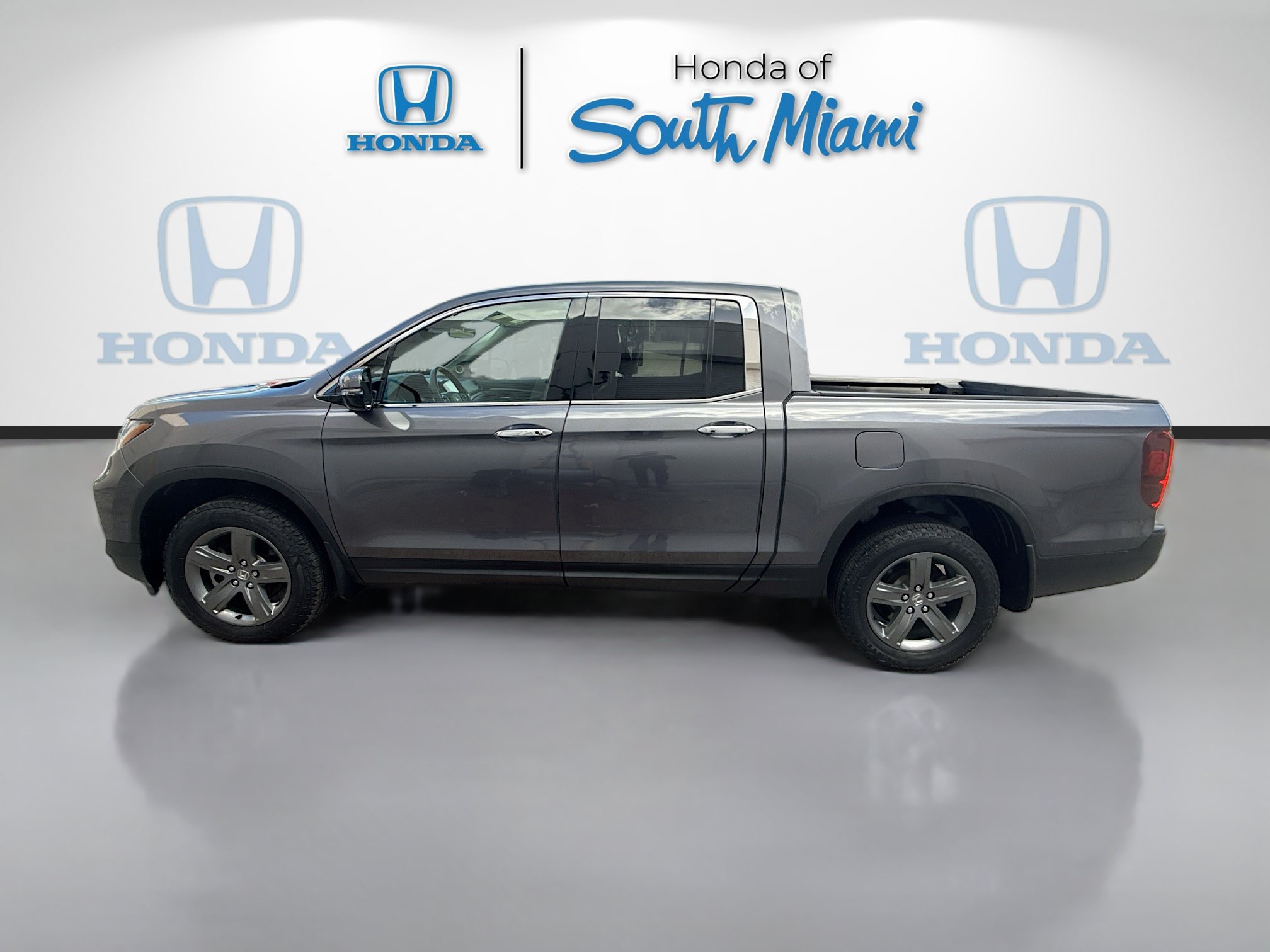Used 2023 Honda Ridgeline RTL-E image 4