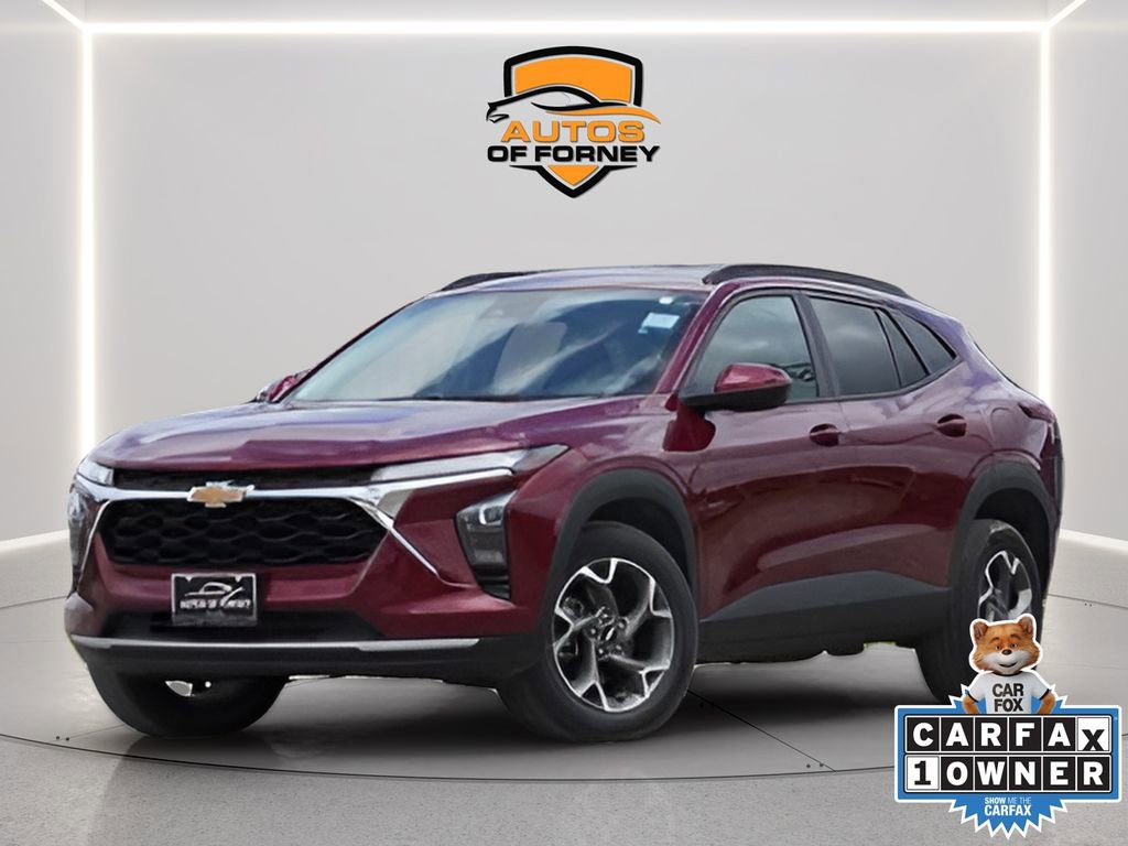 Used 2025 Chevrolet Trax LT FWD image 1