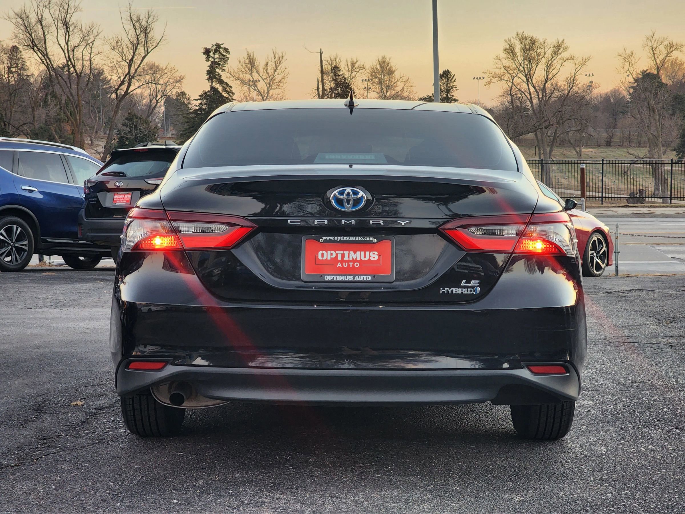 Used 2022 Toyota Camry LE FWD image 6