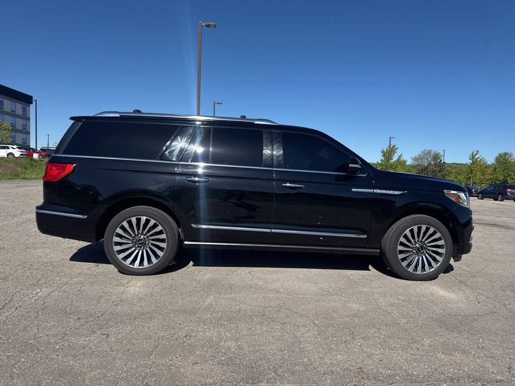 Used 2019 Lincoln Navigator L Reserve AWD/4WD image 1