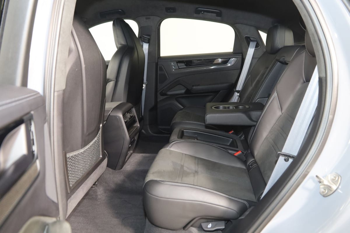 Used 2024 Porsche Cayenne Turbo GT image 69