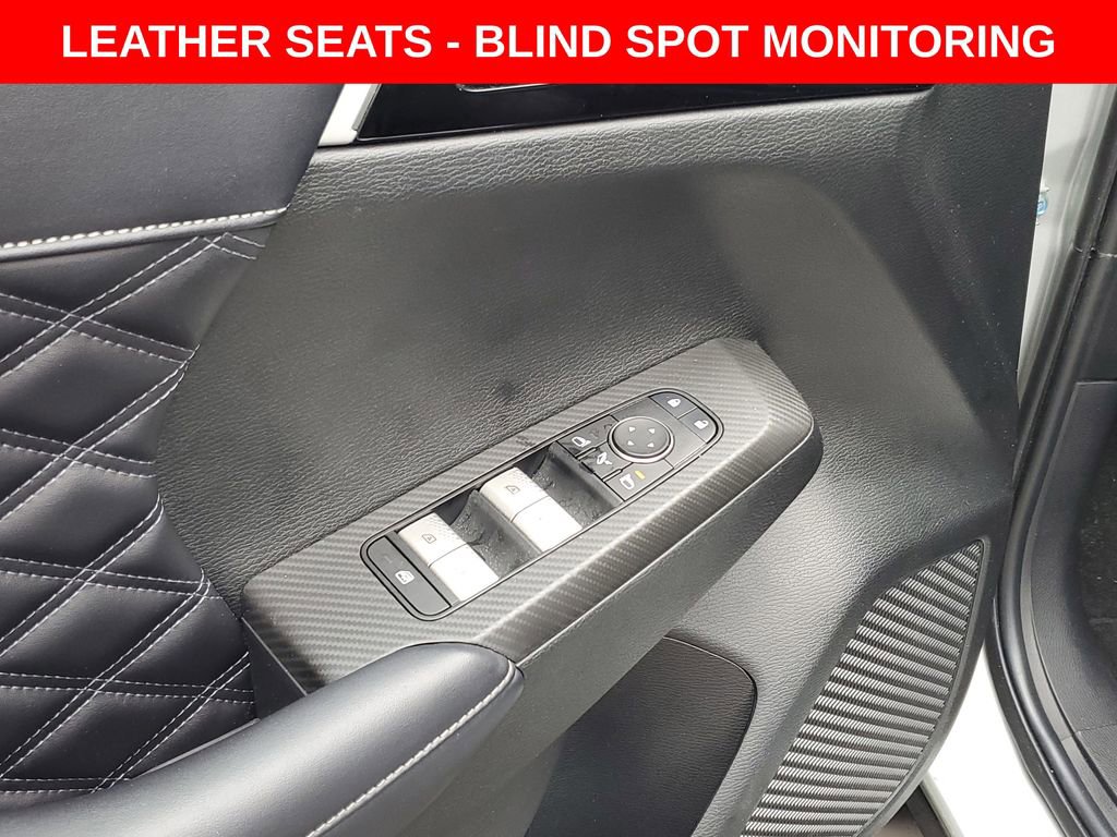 Used 2023 Mitsubishi Outlander SEL image 20