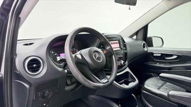 Used 2016 Mercedes-Benz Metris Passenger image 22