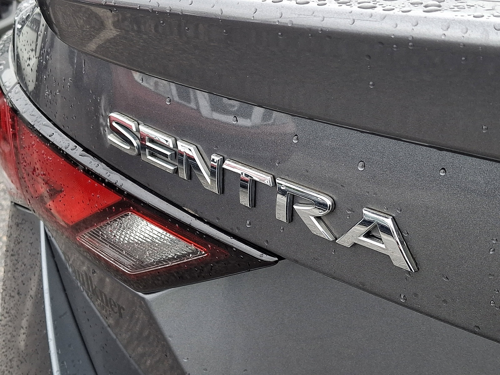 Certified 2020 Nissan Sentra SV FWD image 30