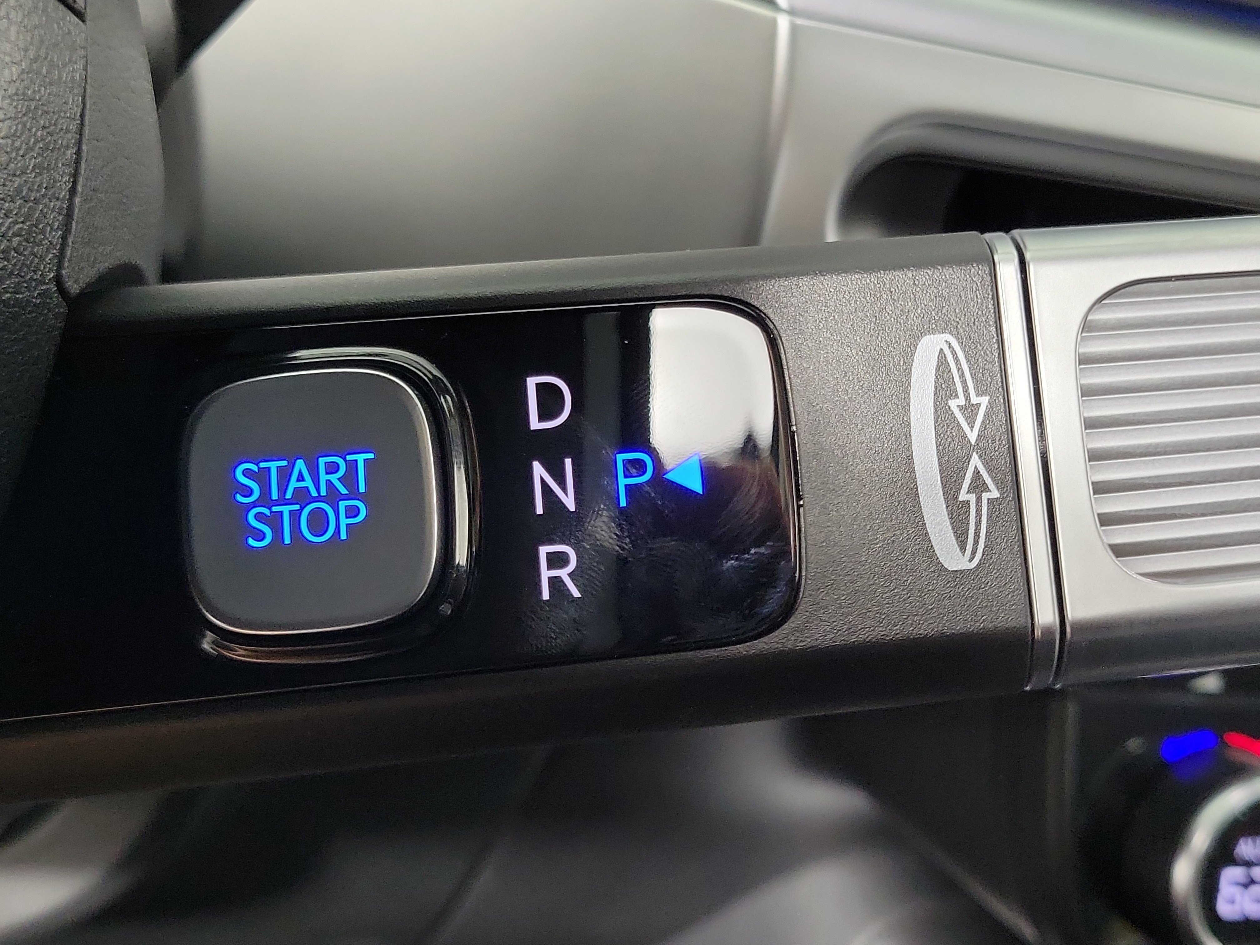 New 2026 Hyundai Ioniq 9 Limited image 17