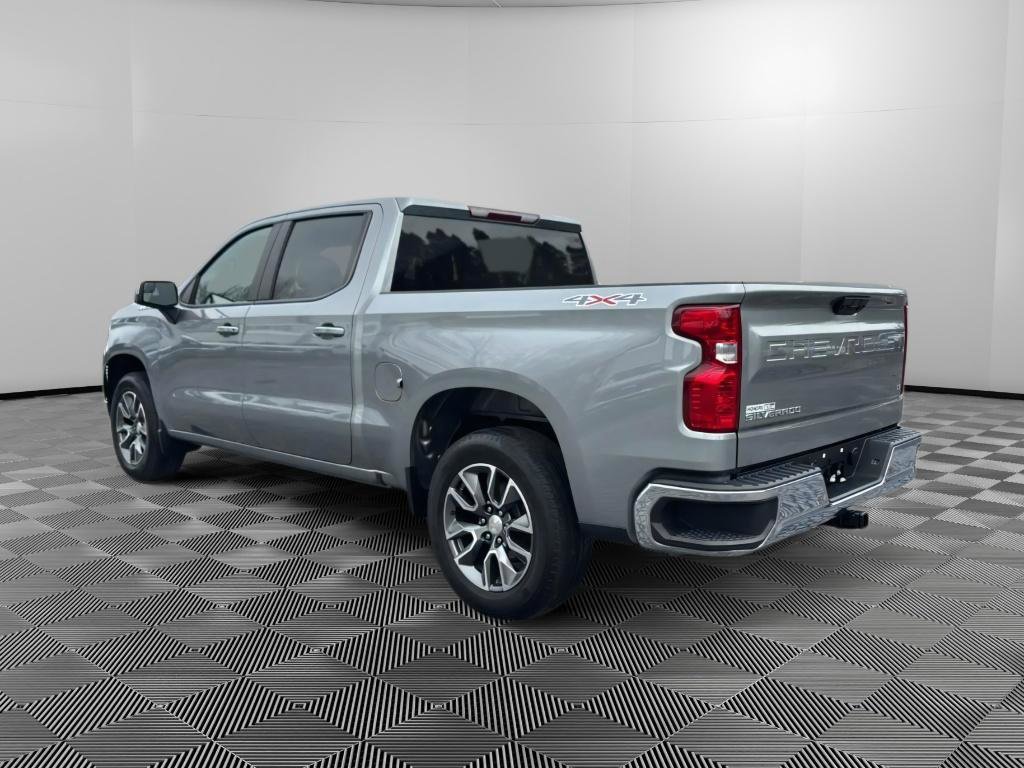 Used 2023 Chevrolet Silverado 1500 LT image 3