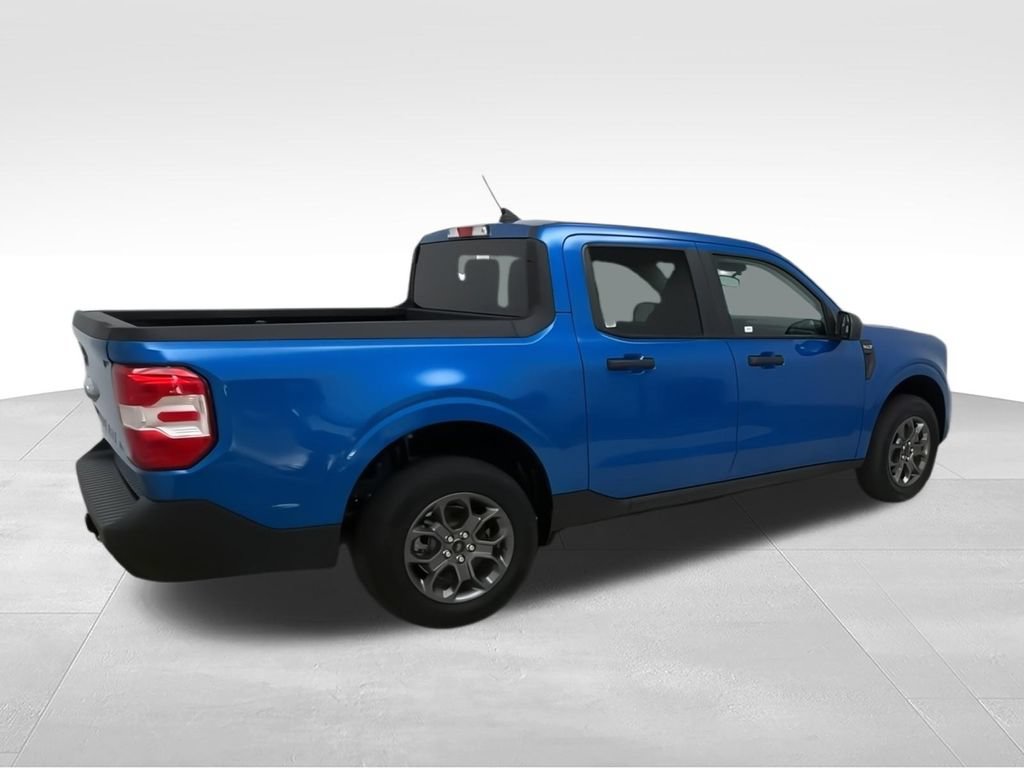 Used 2022 Ford Maverick XLT FWD image 9