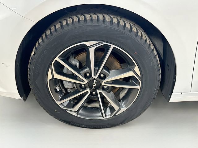 Used 2023 Kia Forte LXS w/ LXS Technology Package image 28