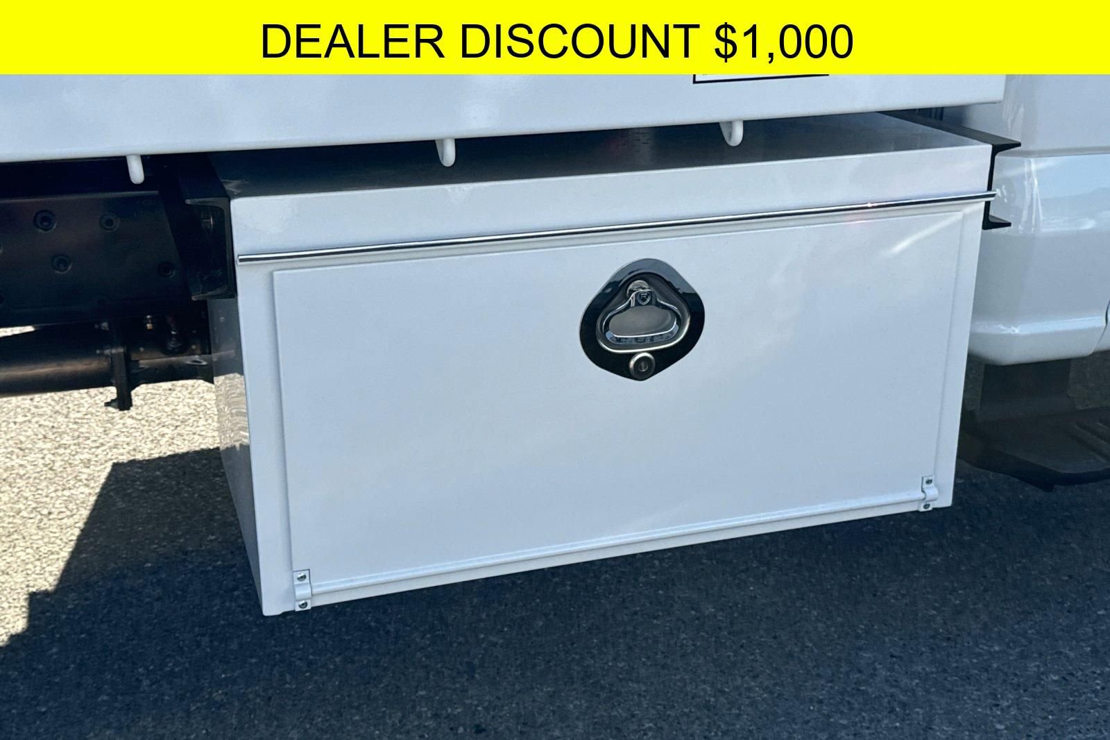 New 2024 Ford F550 2WD Regular Cab Super Duty image 28