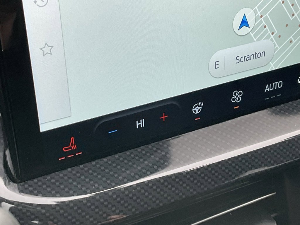 Used 2025 Ford Escape ST-Line w/ Tech Pack #1 image 9