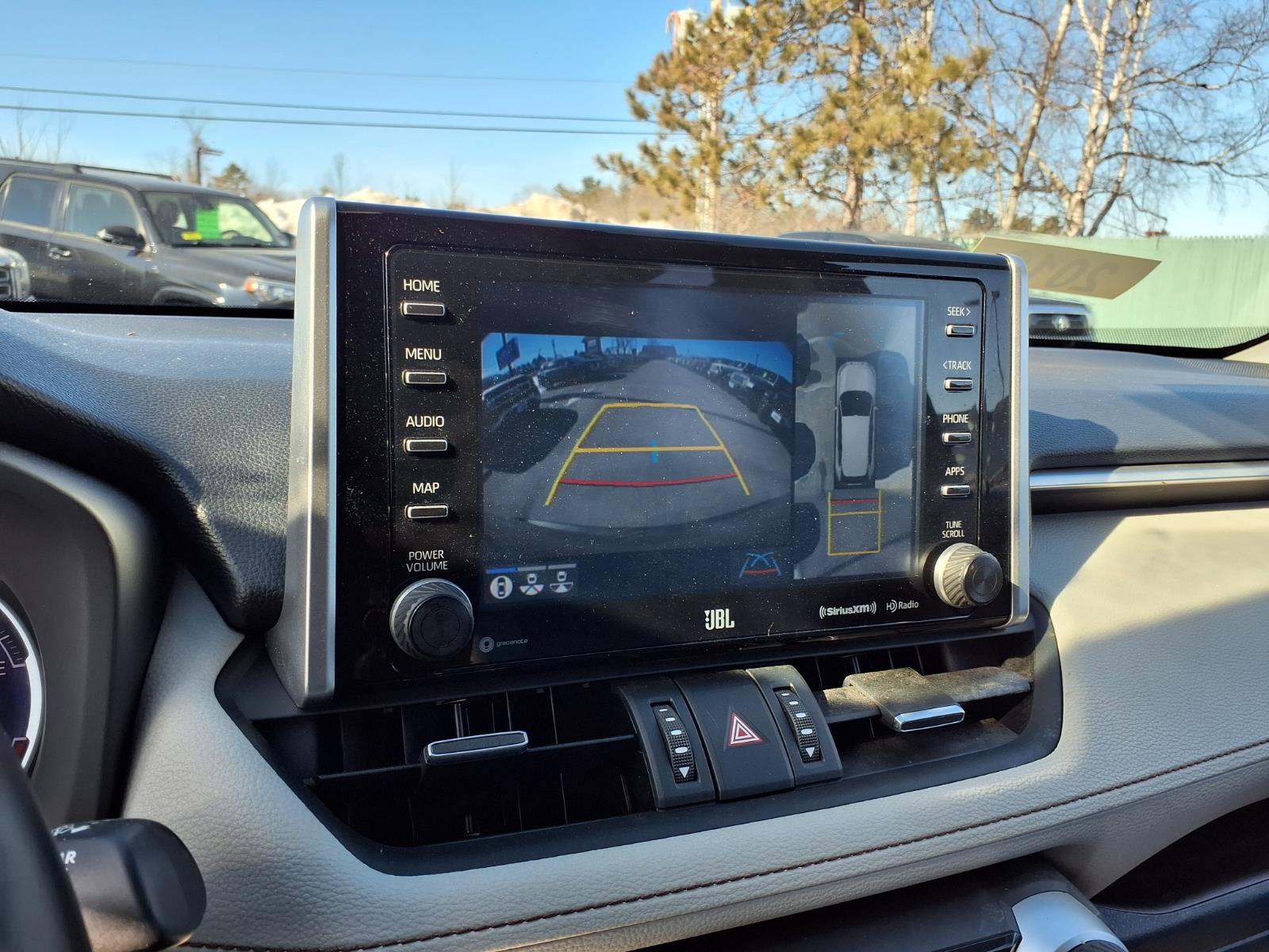 Used 2019 Toyota RAV4 Limited image 10