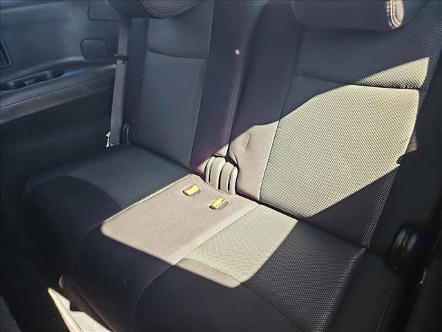 Used 2019 Nissan Pathfinder S image 16