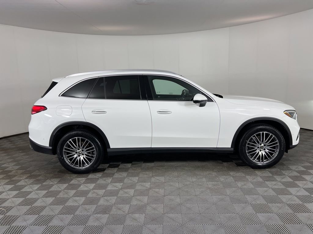 Certified 2025 Mercedes-Benz GLC 300 4MATIC image 21