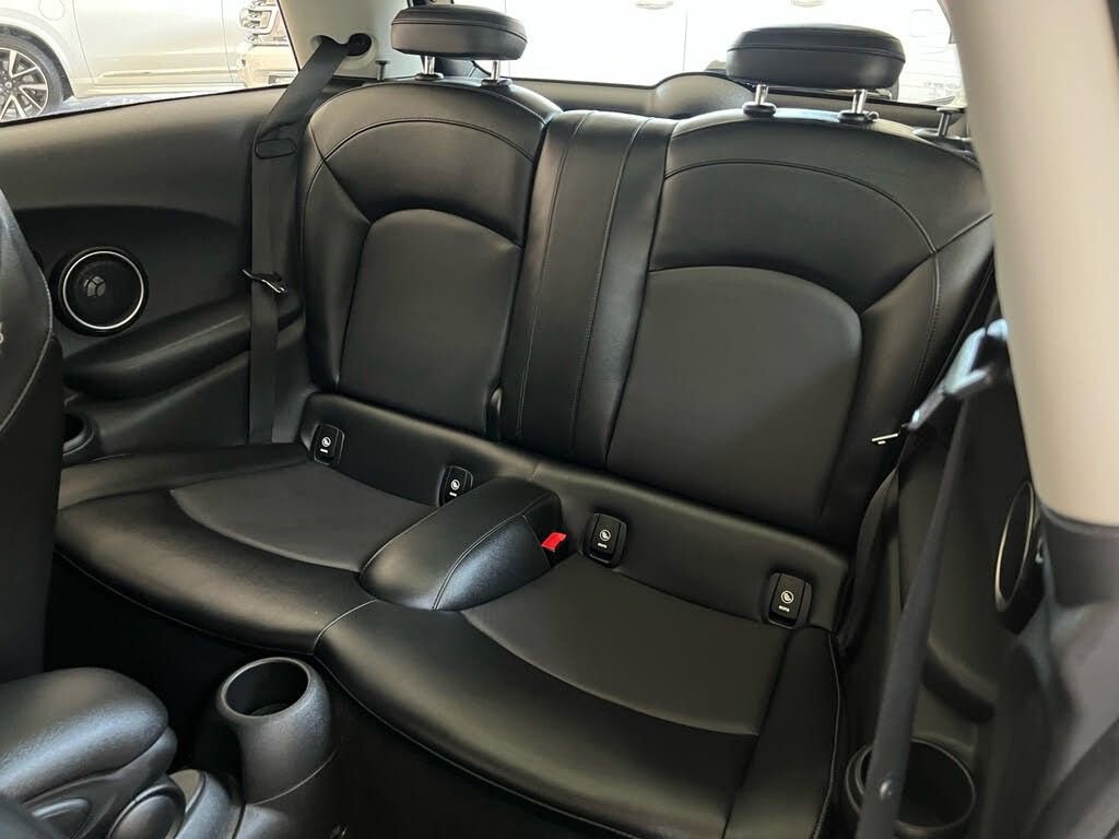 Used 2015 MINI Cooper S image 11