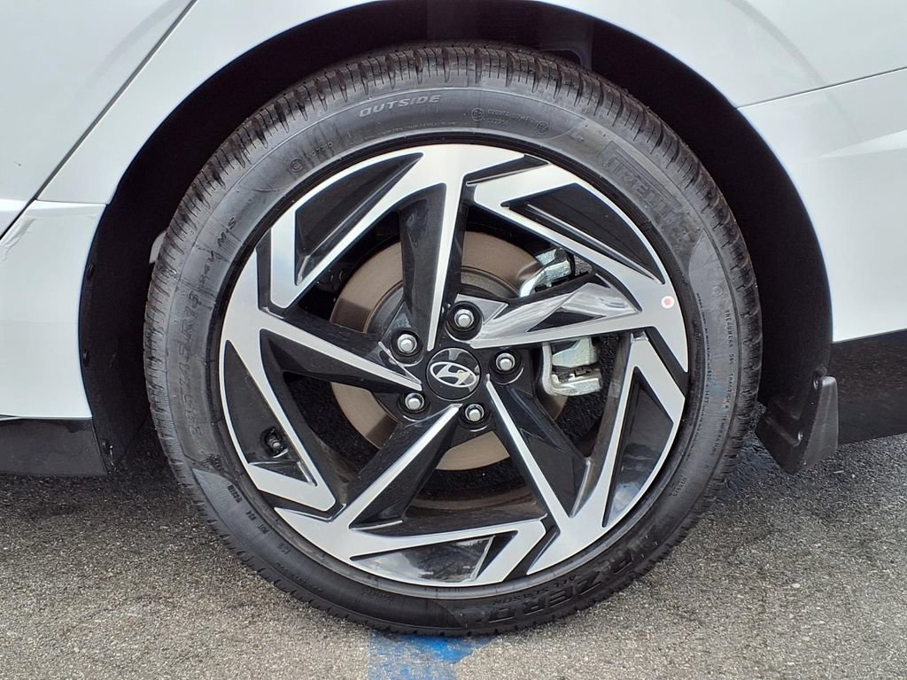 New 2026 Hyundai Sonata SEL FWD image 7