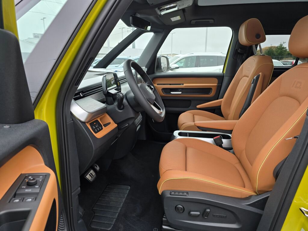 New 2025 Volkswagen ID. Buzz Pro S Plus image 18