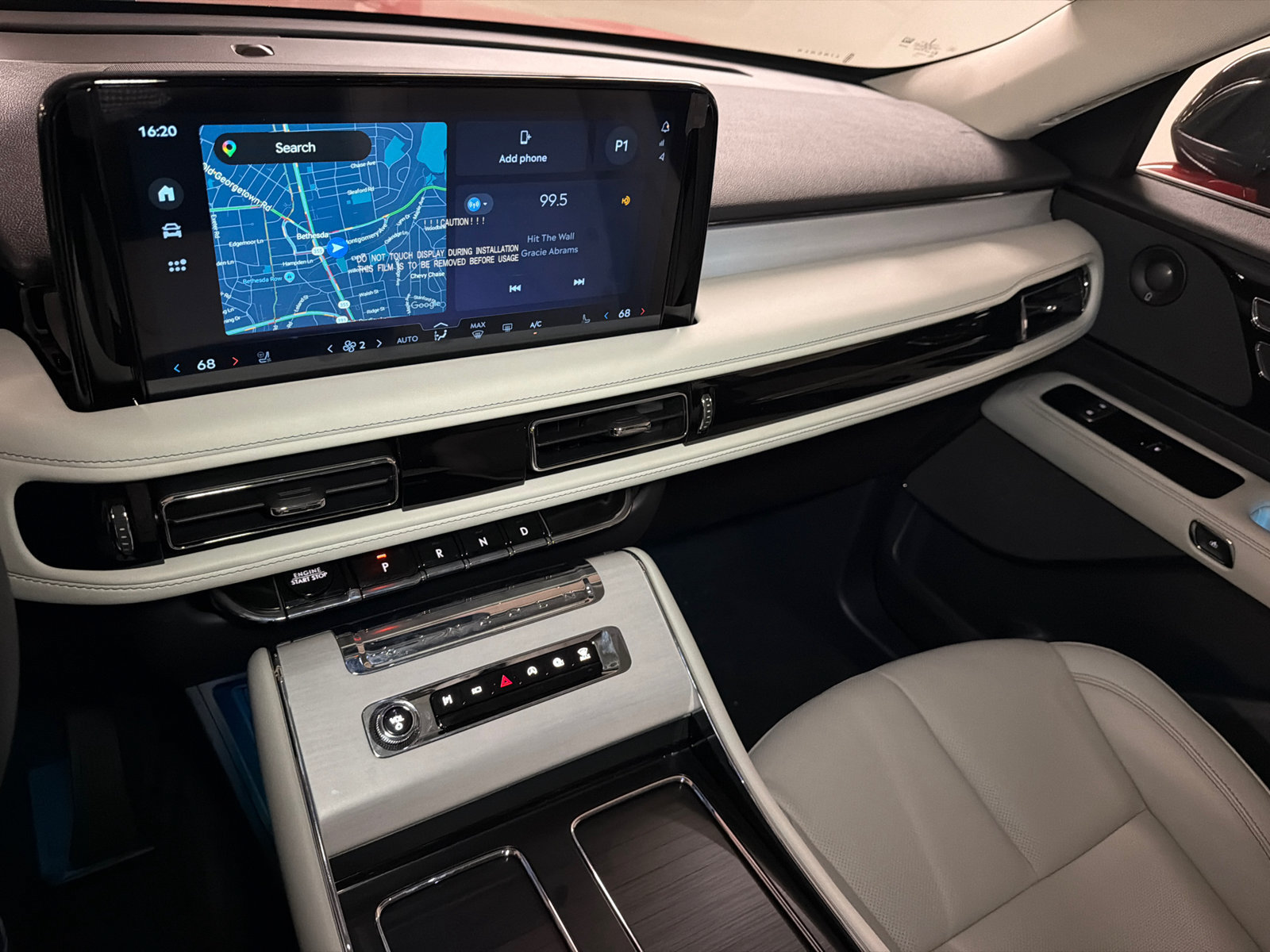 New 2027 Lincoln Aviator AWD image 24