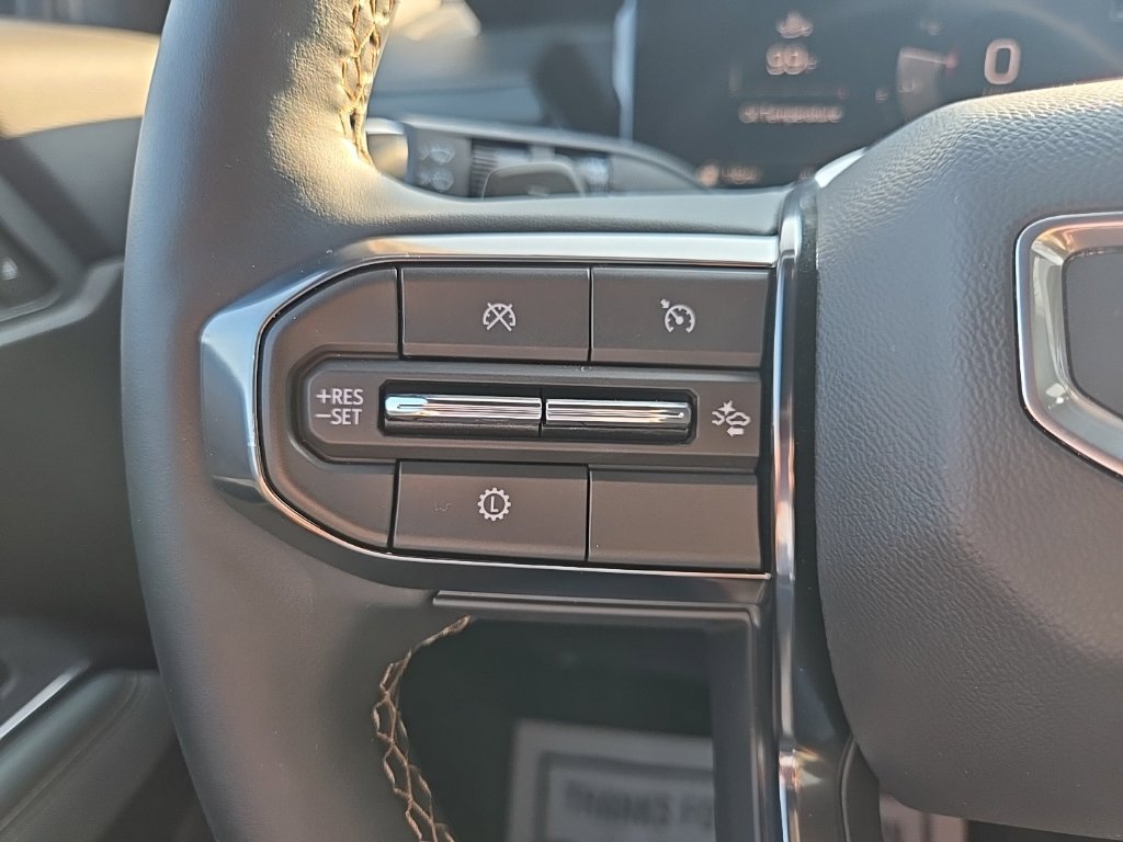 Used 2026 GMC Acadia AT4 w/ Luxury Package AWD/4WD image 47