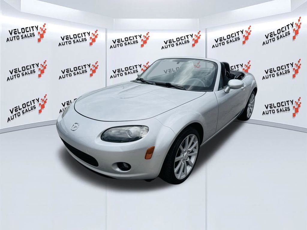 Used 2006 MAZDA MX-5 Miata Grand Touring RWD image 7