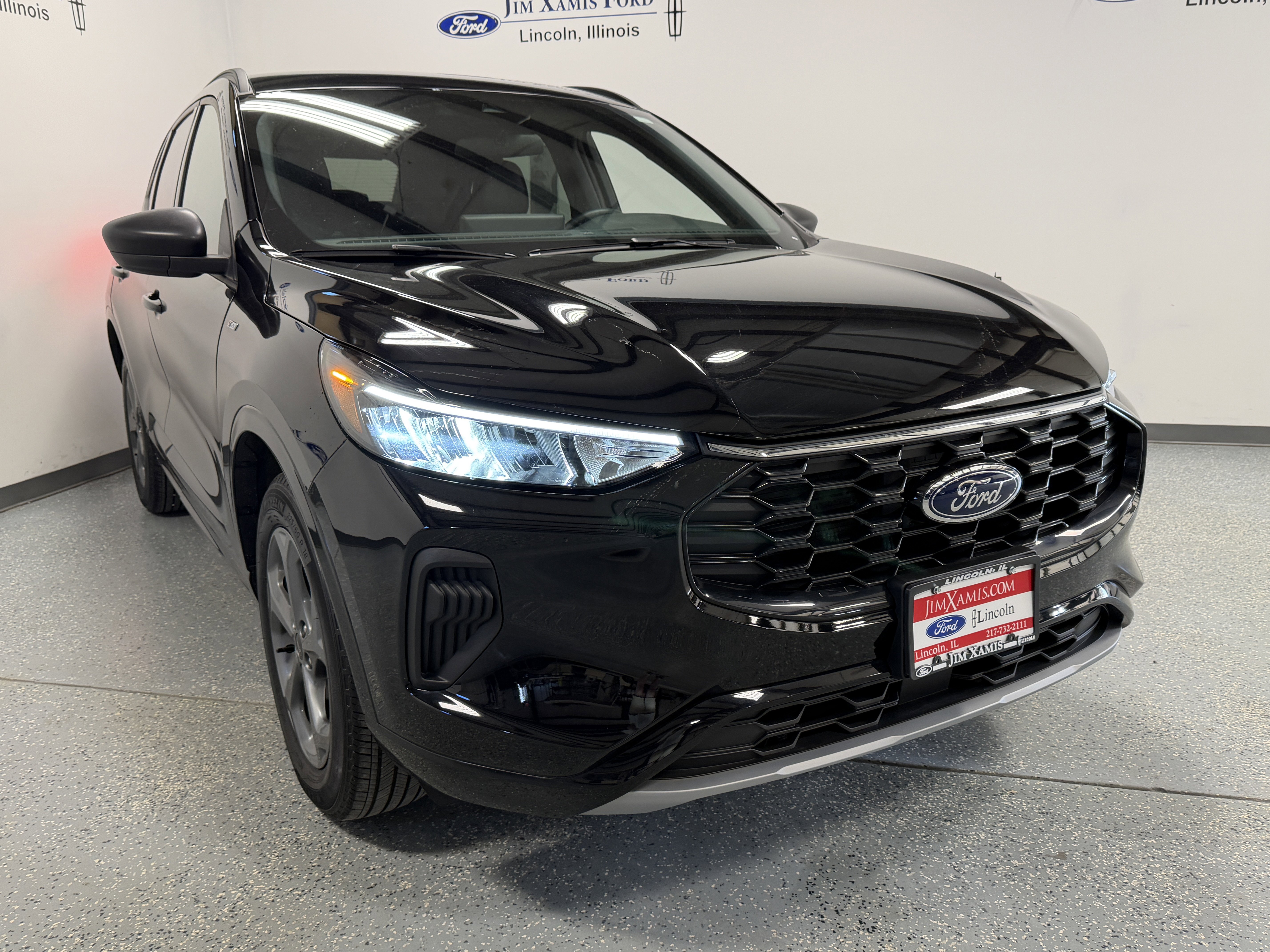 Used 2024 Ford Escape ST-Line w/ Tech Pack #1 AWD/4WD image 33