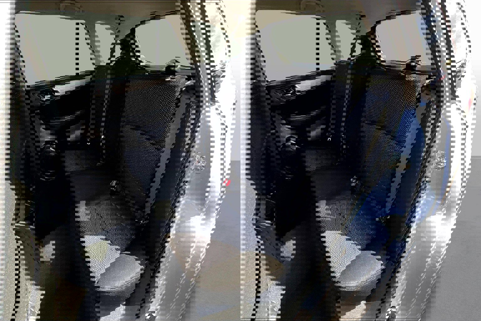 Used 2016 Subaru Outback 2.5i Premium image 24