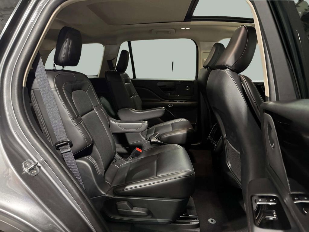 Certified 2023 Lincoln Aviator Reserve w/ Elements Package Plus image 26