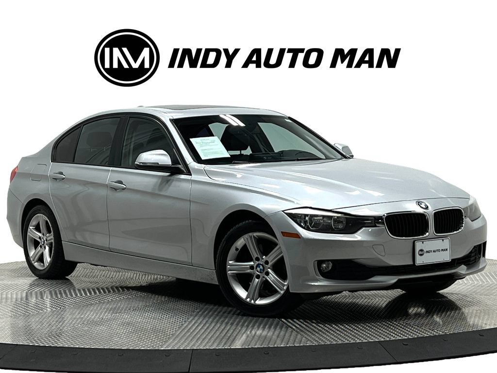 Used 2013 BMW 328i xDrive Sedan AWD/4WD image 2