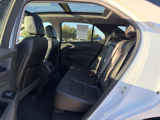 Used 2024 Chevrolet Equinox Premier AWD/4WD image 8