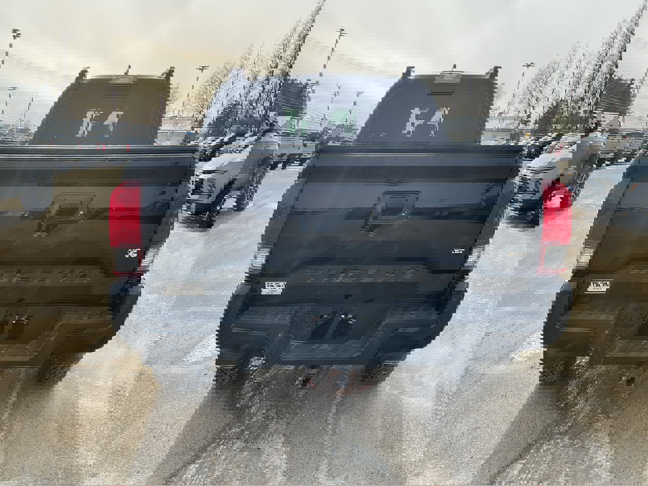 Used 2019 Toyota Tacoma TRD Sport image 5