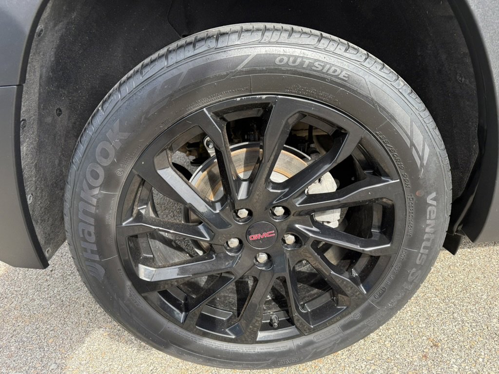 Used 2023 GMC Terrain SLT w/ Tech Package AWD/4WD image 11