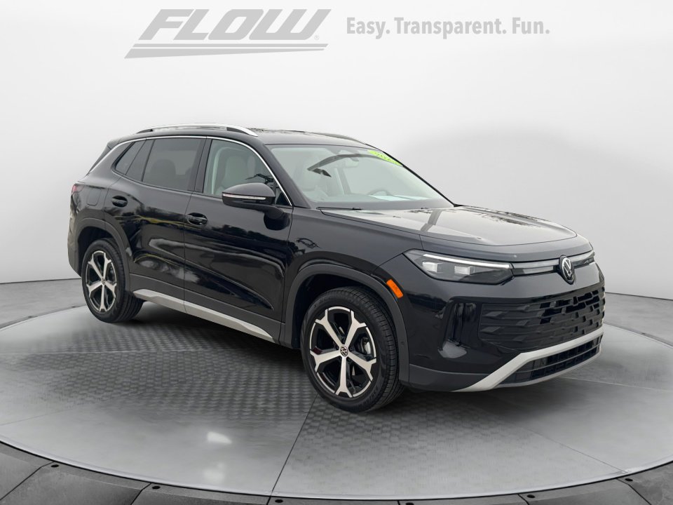 Certified 2025 Volkswagen Tiguan SE