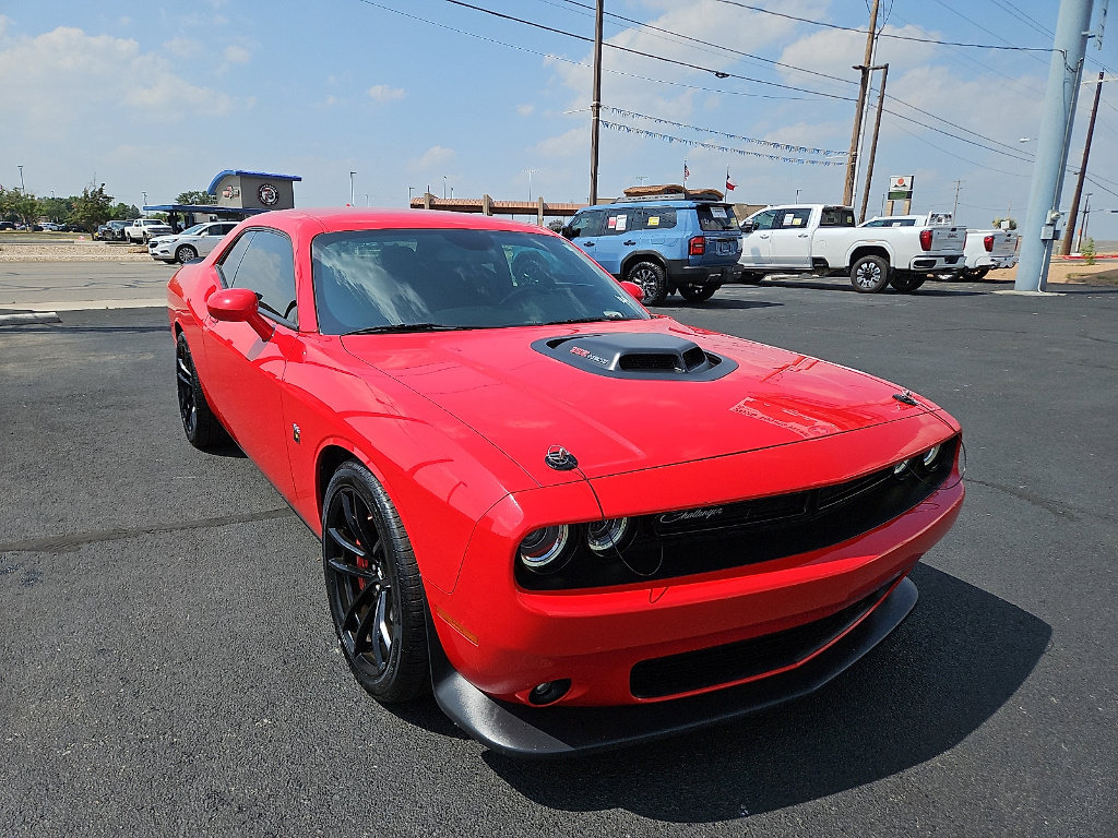 Used 2023 Dodge Challenger R/T Scat Pack w/ Dynamics Package RWD image 7