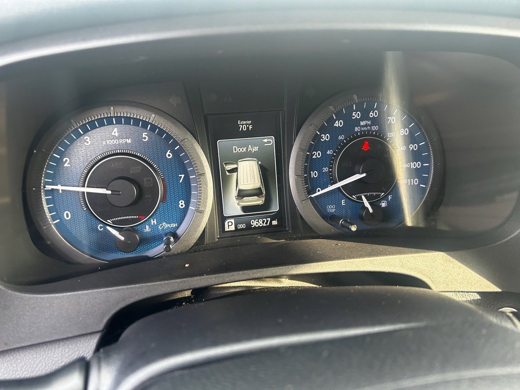 Used 2020 Toyota Sienna Limited Premium image 11