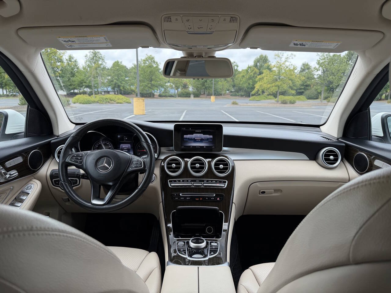 Used 2019 Mercedes-Benz GLC 300 image 23