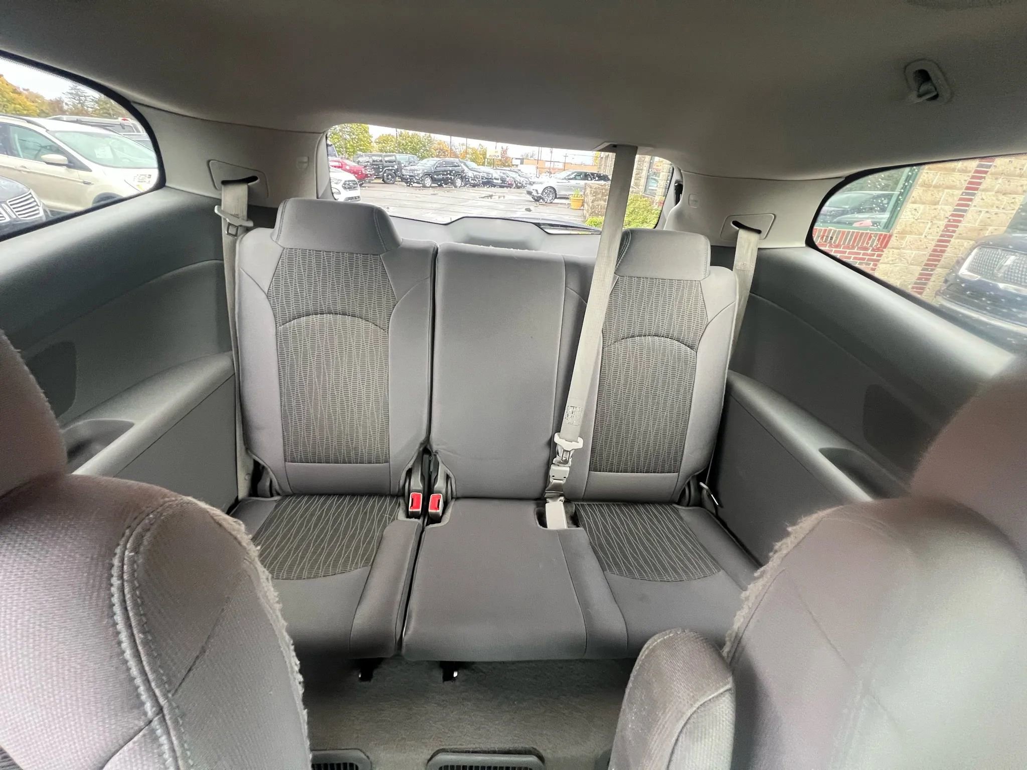 Used 2015 Chevrolet Traverse LT image 31