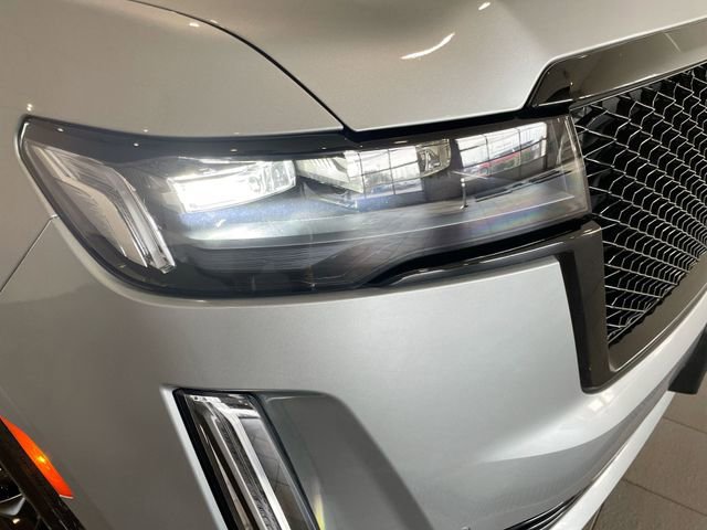 Certified 2024 Cadillac Escalade Sport w/ LPO, ONYX Package image 11