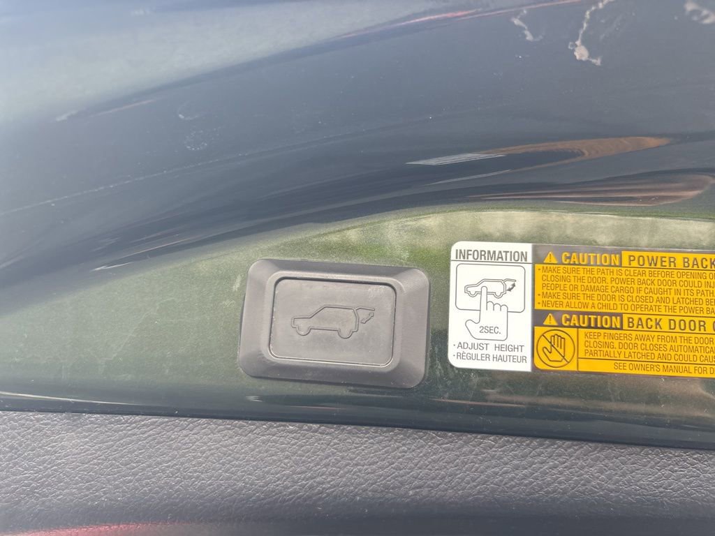 Used 2013 Toyota RAV4 Limited image 24
