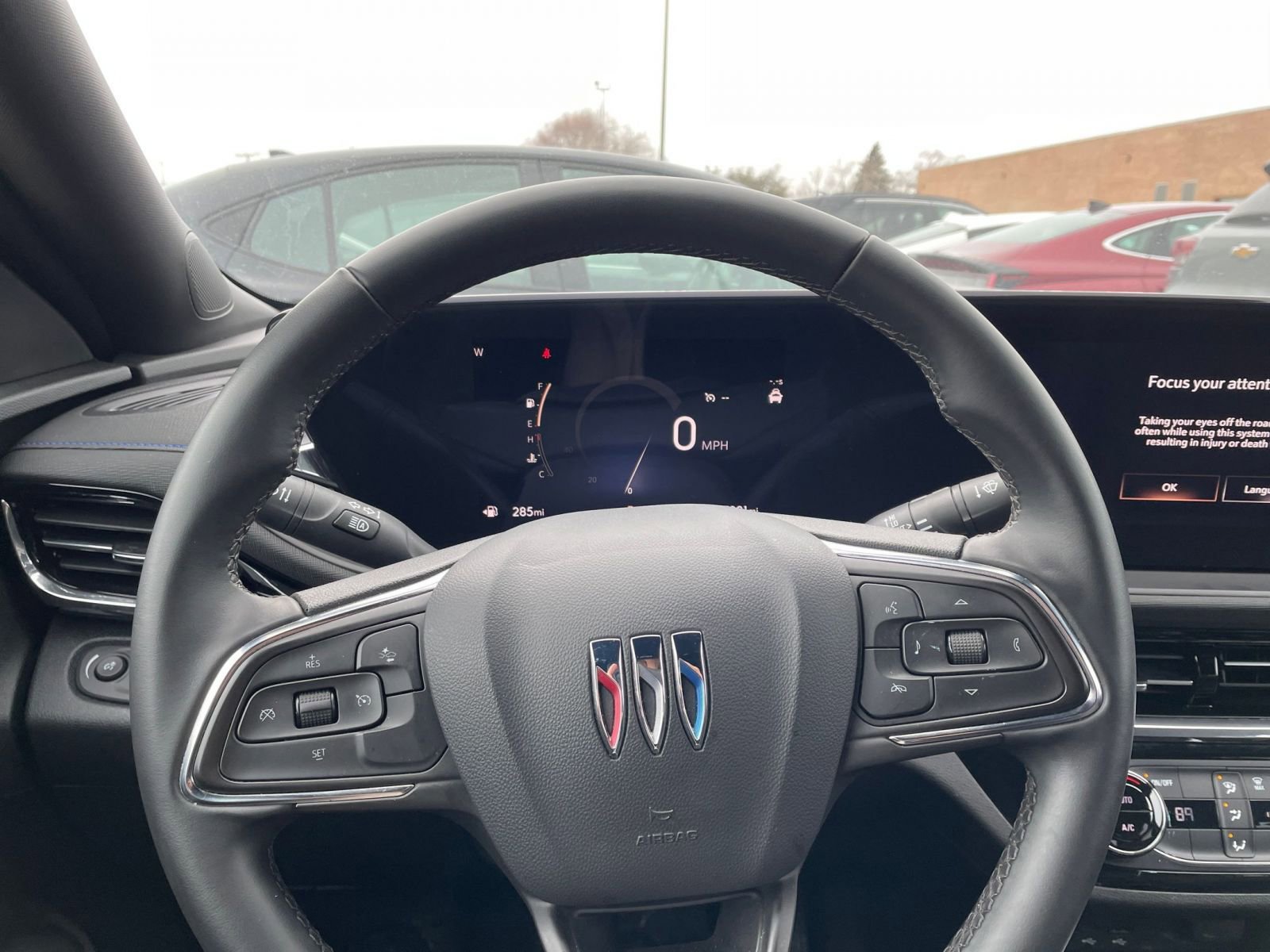 Used 2025 Buick Envista Sport Touring image 33