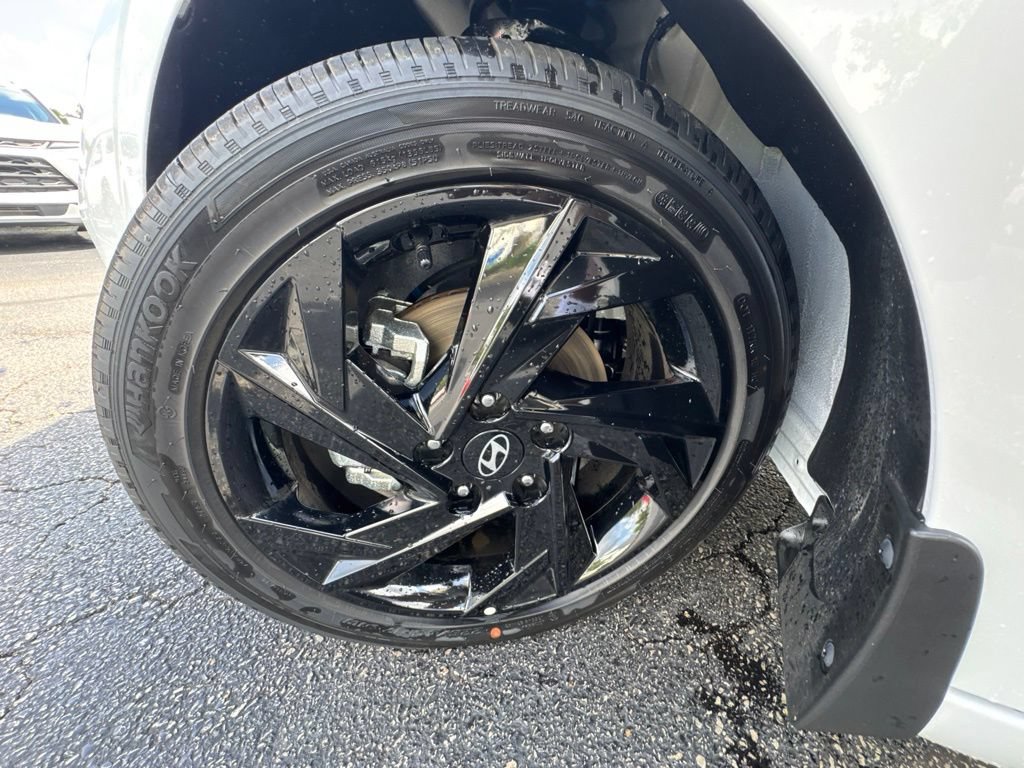 New 2026 Hyundai Elantra SEL Sport Premium FWD image 12