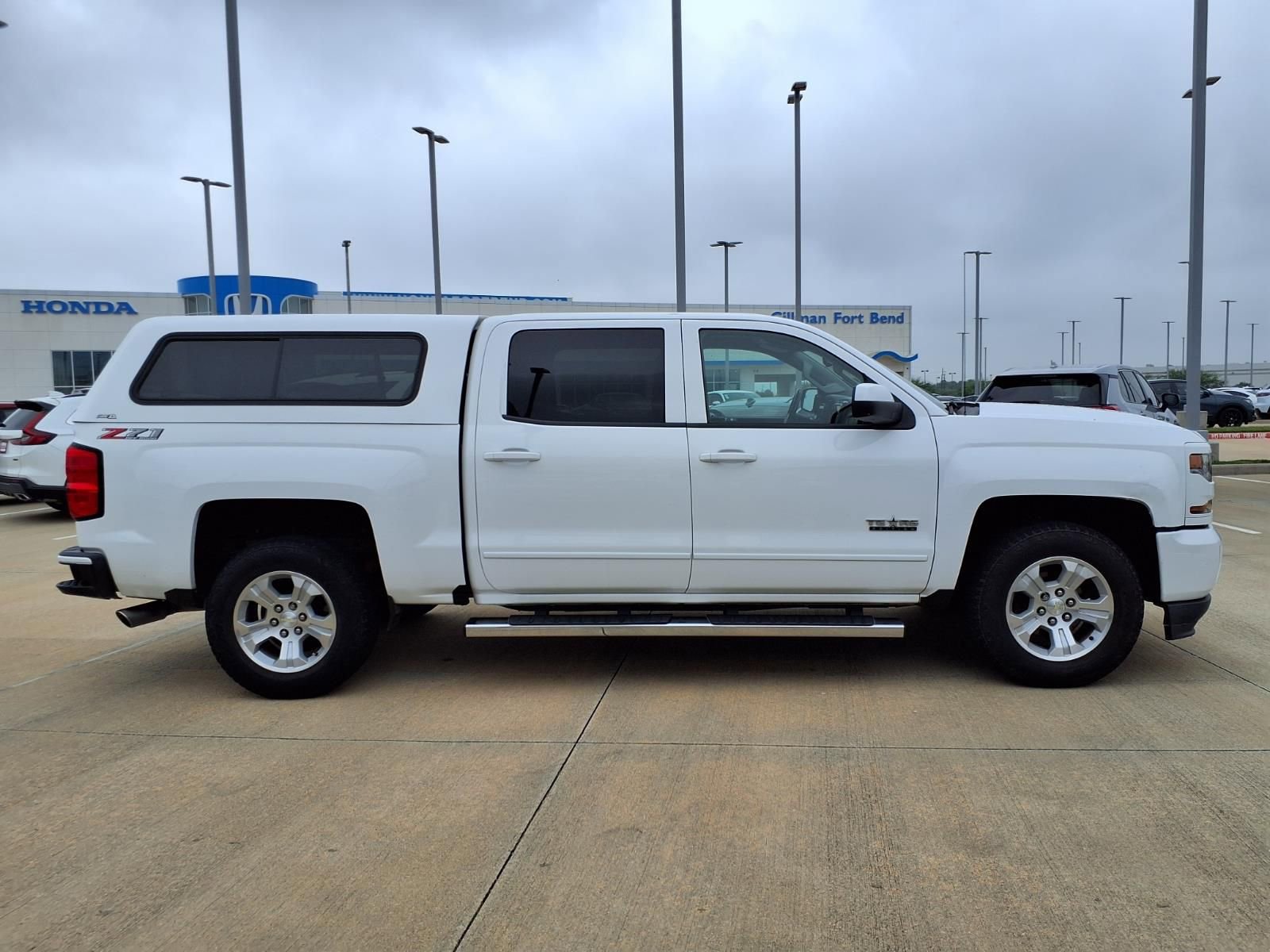 Used 2018 Chevrolet Silverado 1500 LT w/ Texas Edition AWD/4WD image 8
