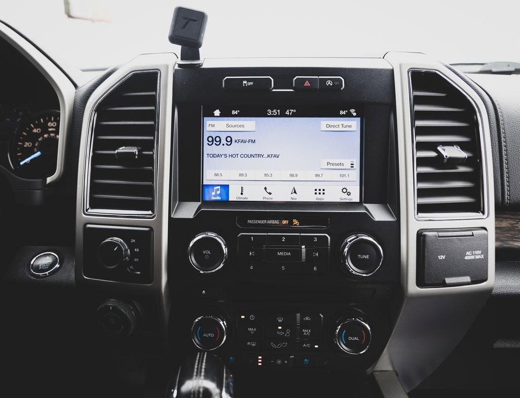 Used 2018 Ford F150 Lariat image 5