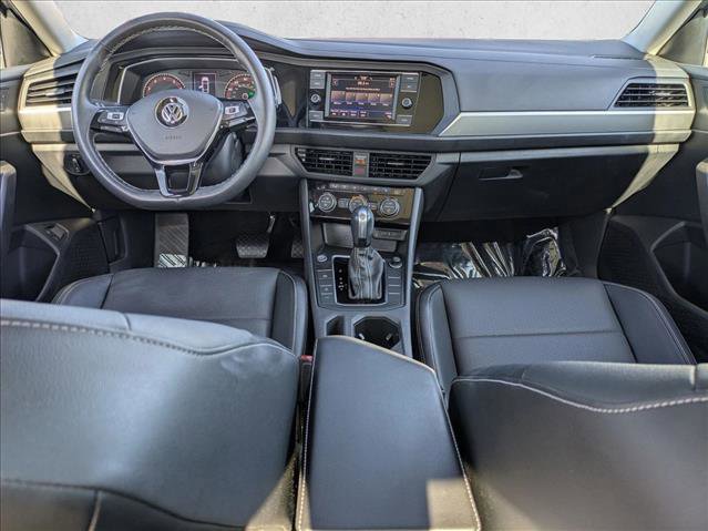 Used 2021 Volkswagen Jetta SE w/ SE Cold Weather Package image 17