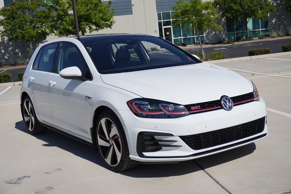 Used 2019 Volkswagen GTI SE FWD image 10
