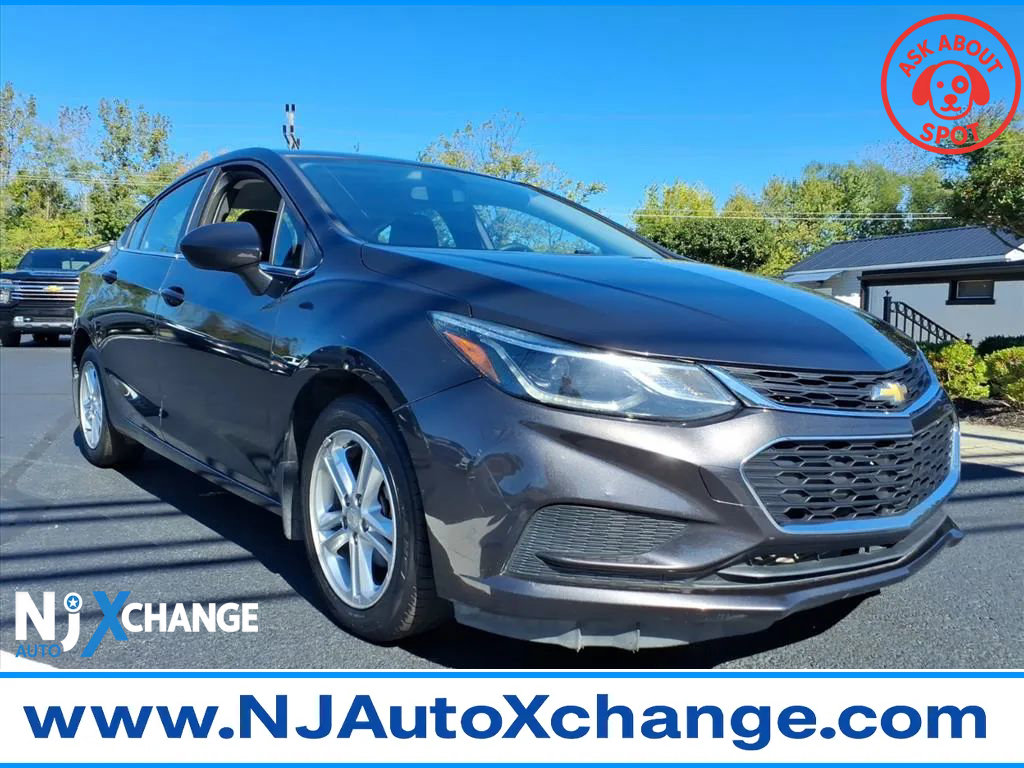 Used 2017 Chevrolet Cruze LT