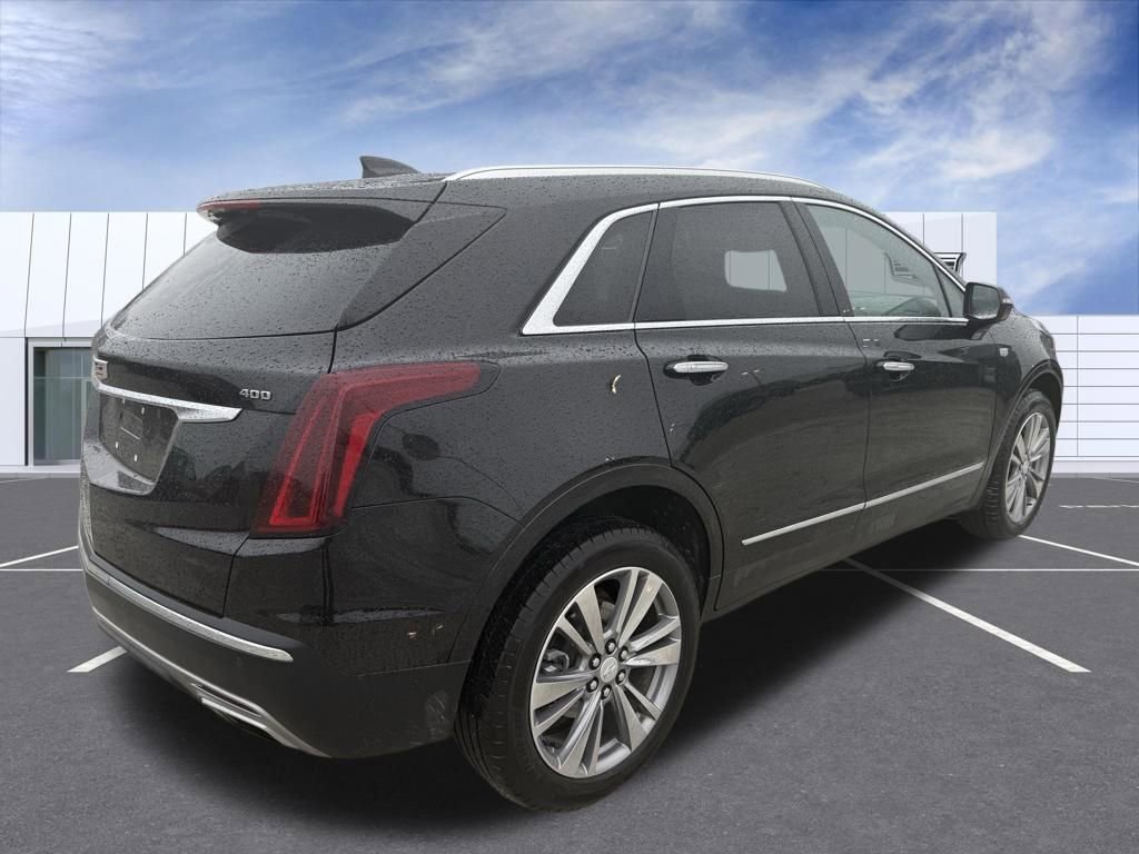Certified 2025 Cadillac XT5 Premium Luxury image 2