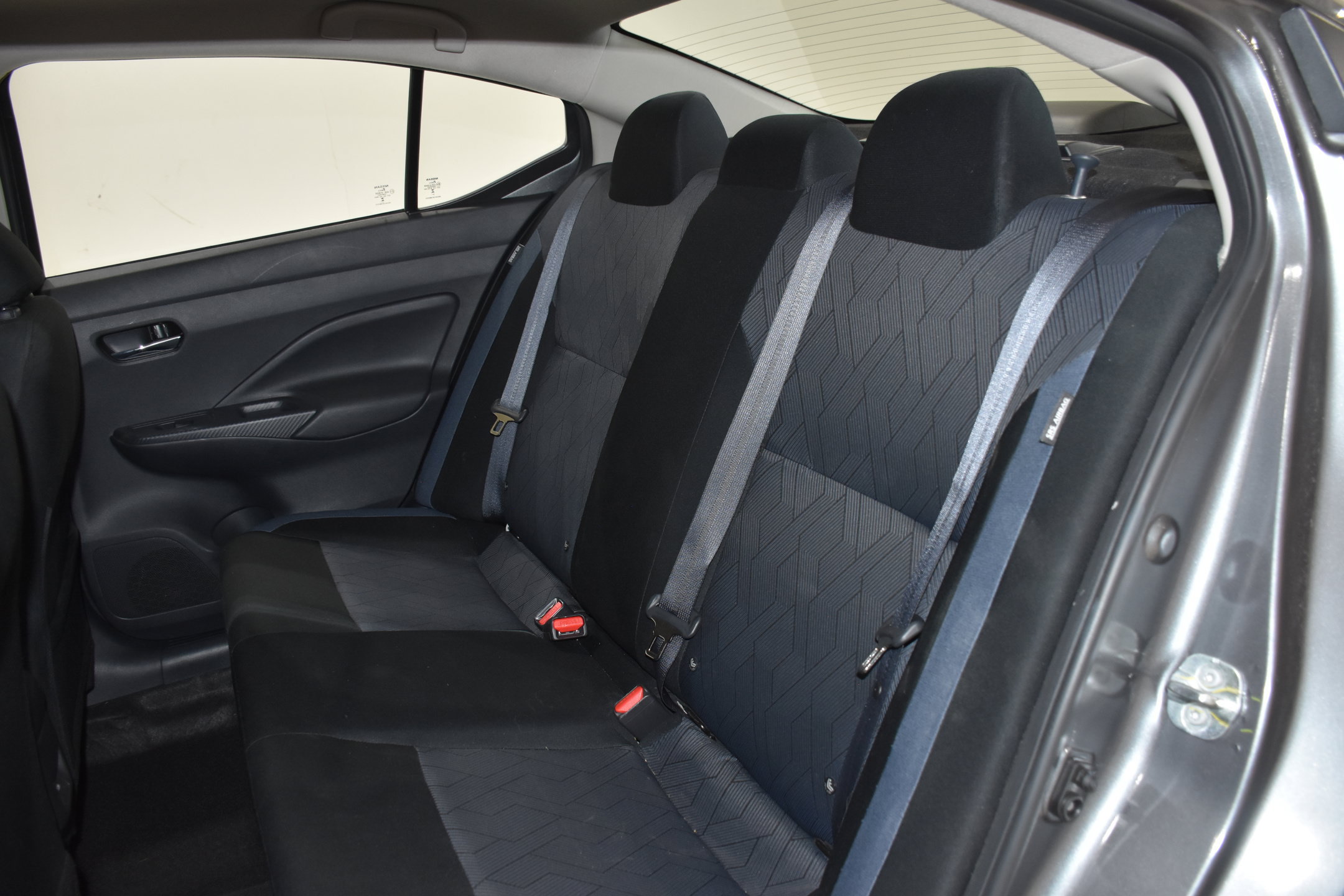 Used 2025 Nissan Versa SV FWD image 26